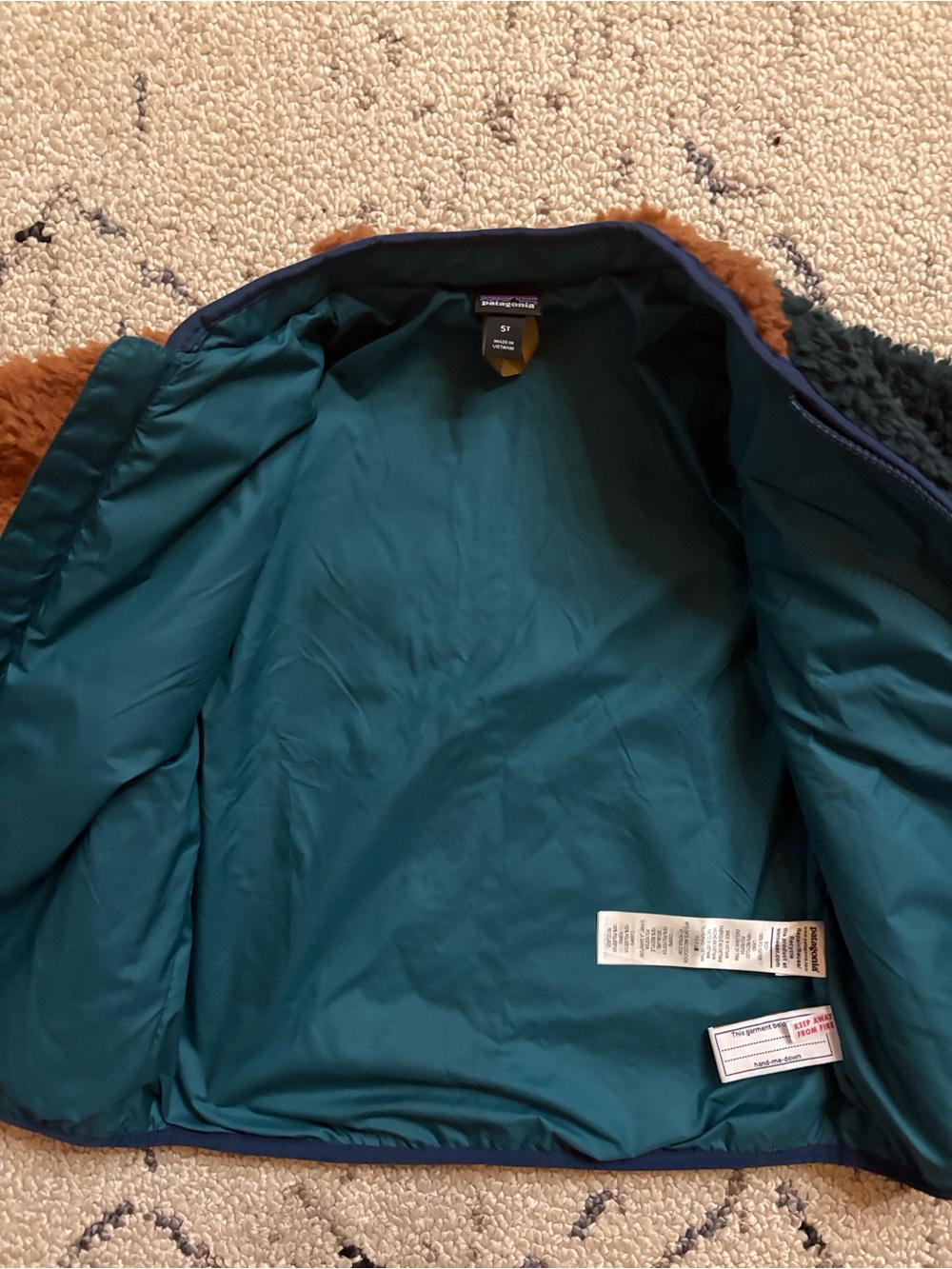Patagonia Kids retro Sherpa fleece Jacket (5T) EUC - Picture 2 of 5